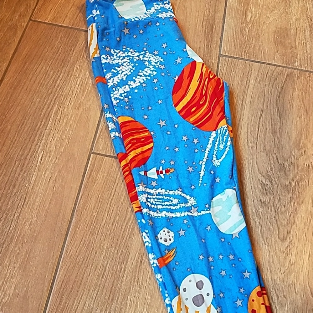 Lularoe One size Galaxy leggings
